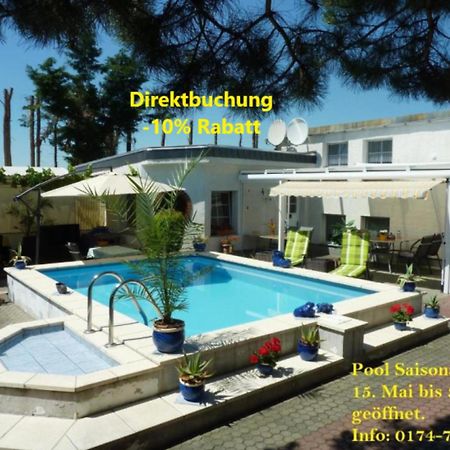 Pension Muench "Am Anger" Neuseusslitz Dış mekan fotoğraf